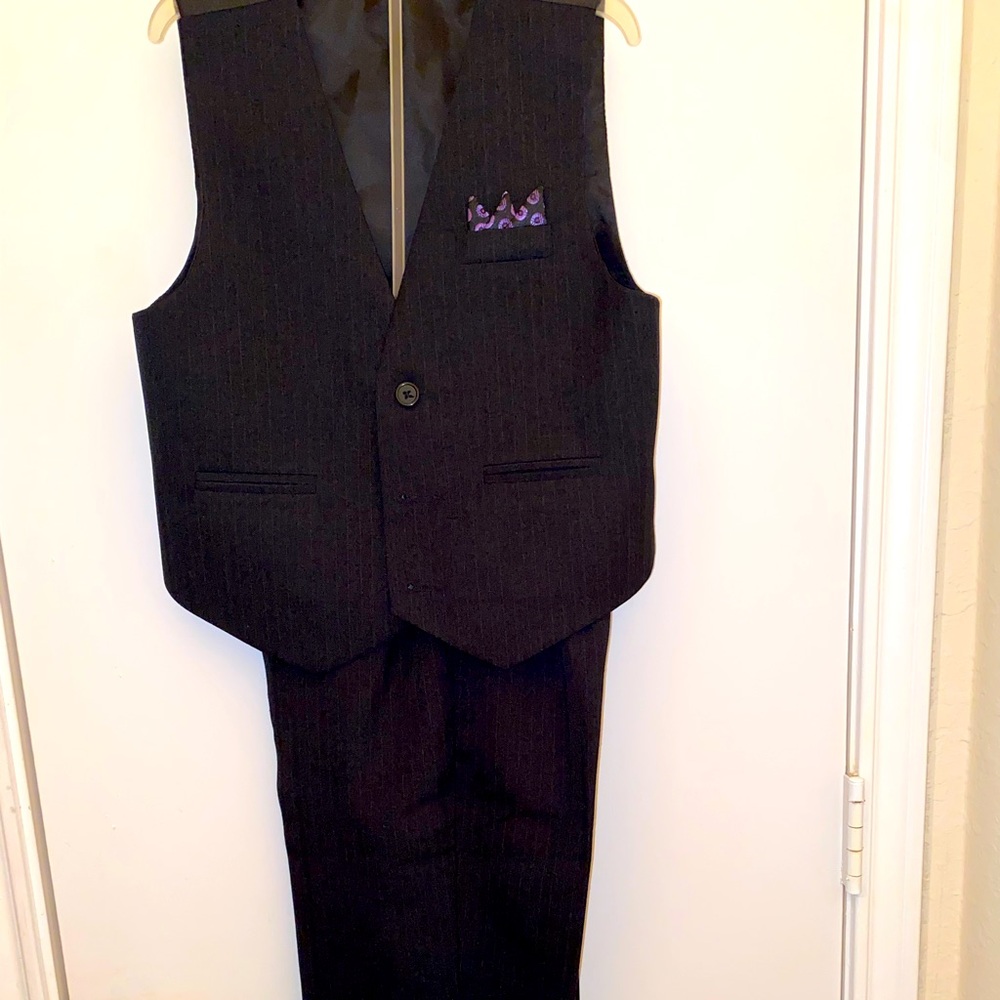 Boys 6 3 piece suit